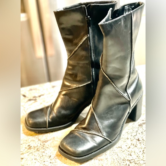 White Mountain Black Chunky Heel 8 1/2 Midi Height Y2K Boots 8.5 Leather Upper - Picture 2 of 7